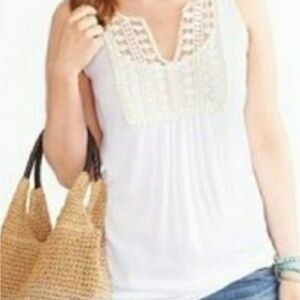 Market & Spruce White Blouse with Elegant Design